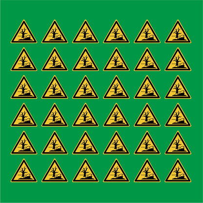 PACCO DA 6 KIT DI 6 ADESIVI TRIANGOLARI - Attenzione Sostanza o miscela che può causare un pericolo ambientale - Pittogramma ISO 7010 Con Stampa Diretta U.V.