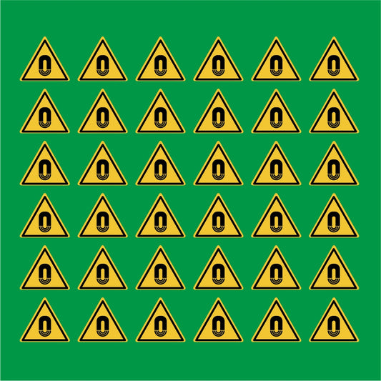 PACCO DA 6 KIT DI 6 ADESIVI TRIANGOLARI - Campo magnetico importante - Pittogramma ISO 7010 Con Stampa Diretta U.V.