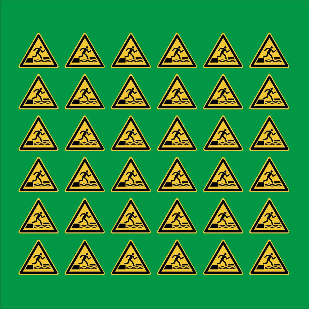 PACCO DA 6 KIT DI 6 ADESIVI TRIANGOLARI - Pericolo di caduta in acqua salendo o scendendo da una superficie galleggiante - Pittogramma ISO 7010 Con Stampa Diretta U.V.