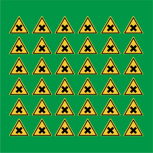 PACCO DA 6 KIT DI 6 ADESIVI TRIANGOLARI - Sostanze nocive o irritanti - Pittogramma ISO 7010 Con Stampa Diretta U.V.